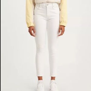 Levi’s 721 high rise skinny jeans distressed